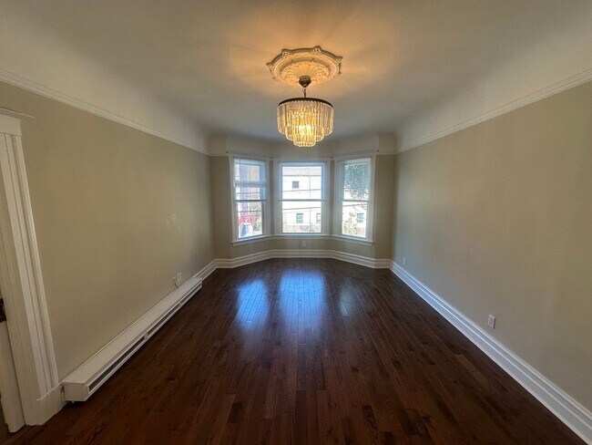 Foto del edificio - 817-821 Oak Street (7057r)
