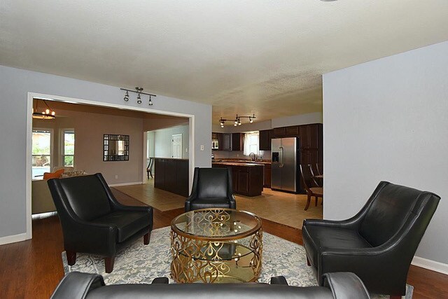 Building Photo - 3 Colony Park Cir