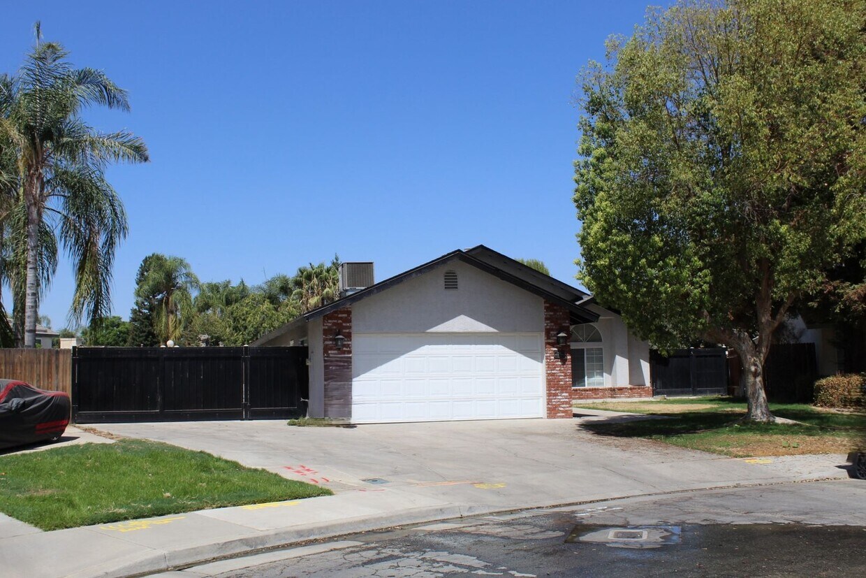 Foto principal - Northwest Home with Pool