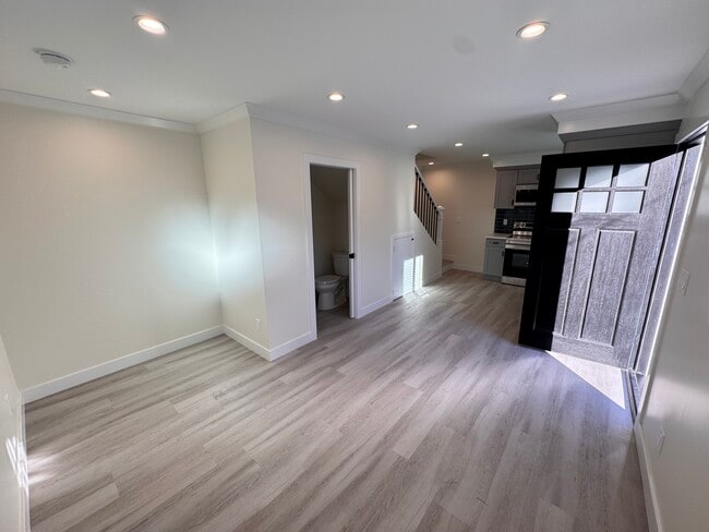 Foto del edificio - 23442 Kathryn Ave