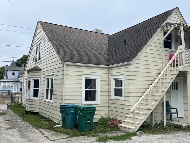 Building Photo - 505 S 18th St