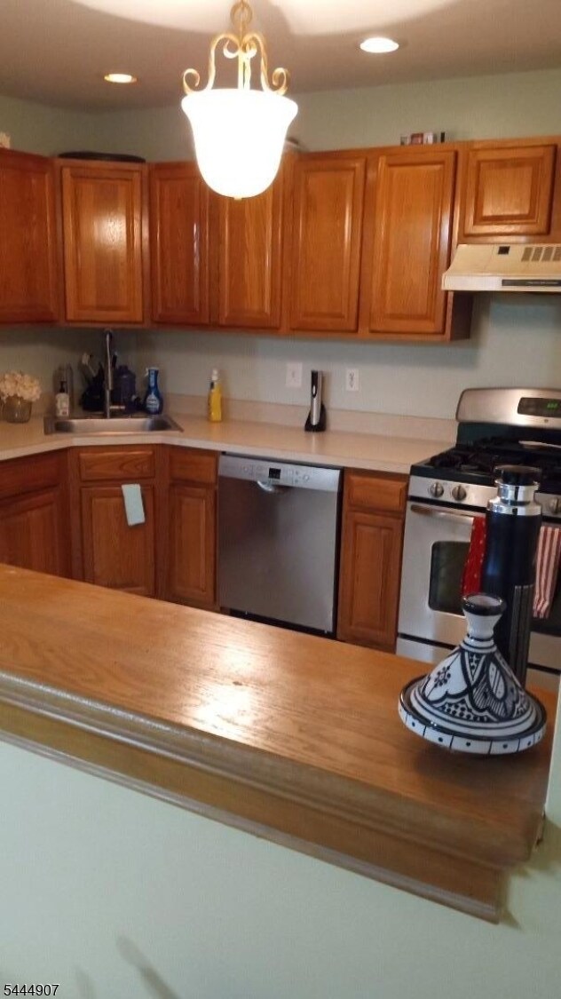 Building Photo - 4 Colgate Dr