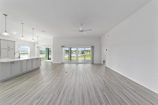 Building Photo - 6244 Hannan Lp