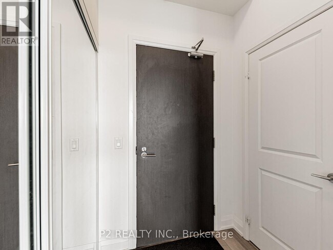 Photo du bâtiment - 7900-7900 Bathurst St