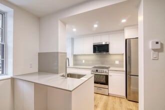 Building Photo - 3421 Rue Durocher