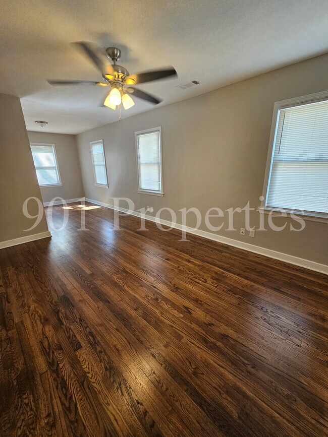 Foto del edificio - 135 Plainview St