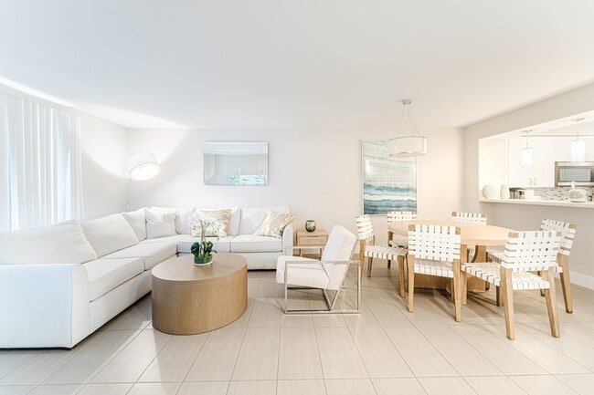 Photo - 601 N Ocean Blvd Apartment