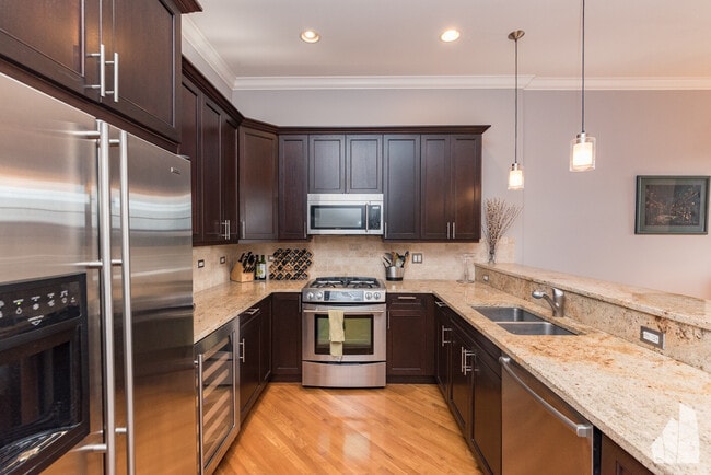 Foto del edificio - 2904 N Halsted St