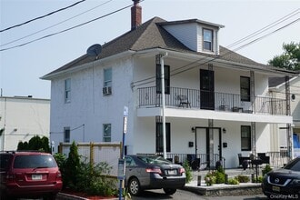 Building Photo - 70 Dobbs Ferry Rd