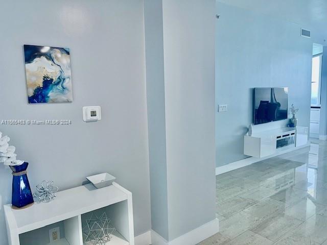 Building Photo - 18201 Collins Ave