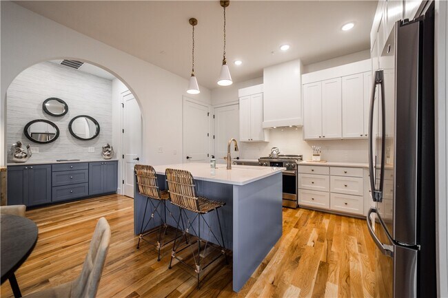 Foto del edificio - 4607 S 47th St