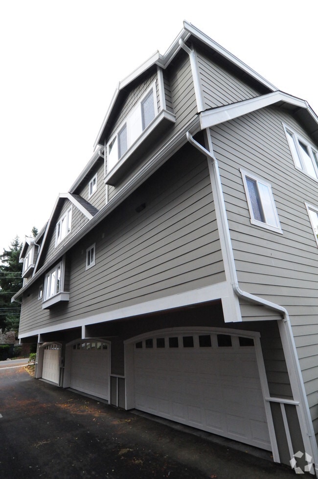Building Photo - 23709 84th Ave W