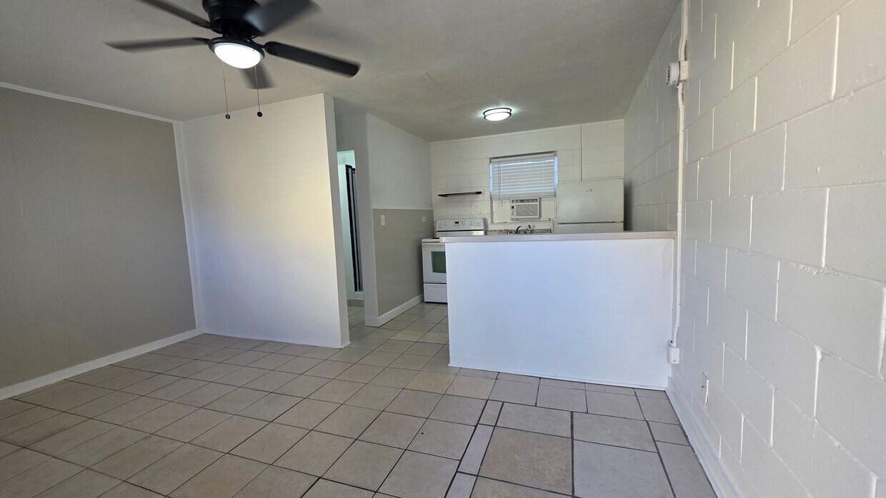 Foto del edificio - Studio Apartment