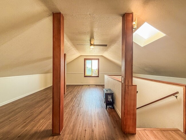 Building Photo - 158 N Ocean Ave