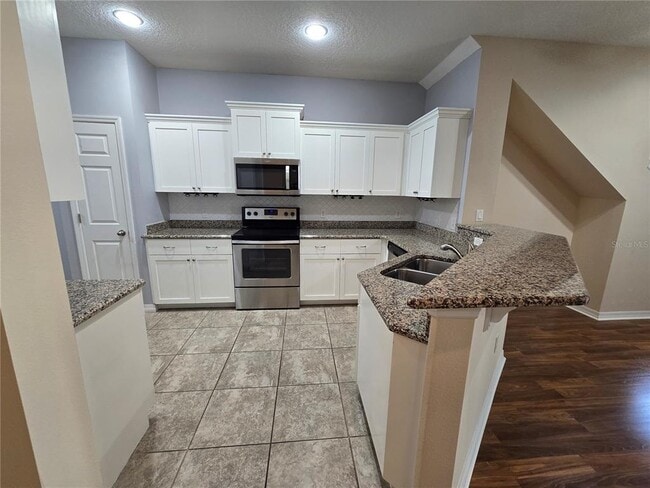 Building Photo - 3508 Sanctuary Dr