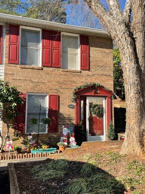 Front door - 5930 King Charles Ct