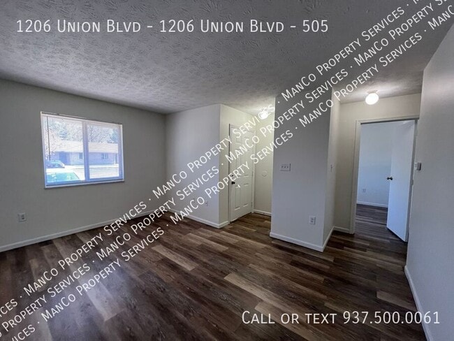 Building Photo - 1206 Union Blvd