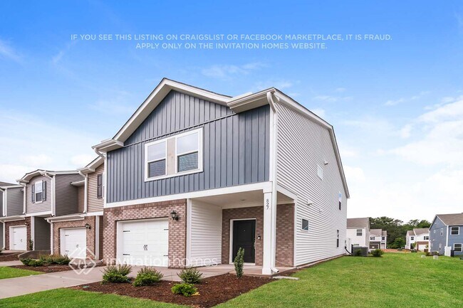 Foto del edificio - 827 Holiday Pk Ln