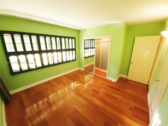 Building Photo - 7721 Coquina Dr