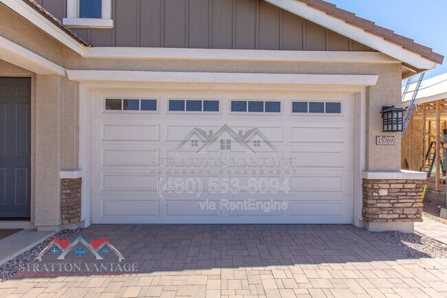 Building Photo - 15769 W Voltaire St