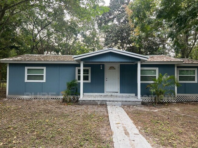 Foto del edificio - 940 NE 36th St