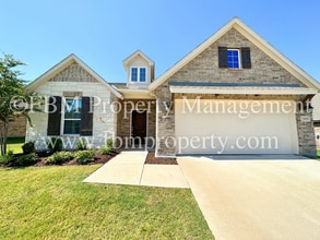 Building Photo - 2809 Belmont Dr