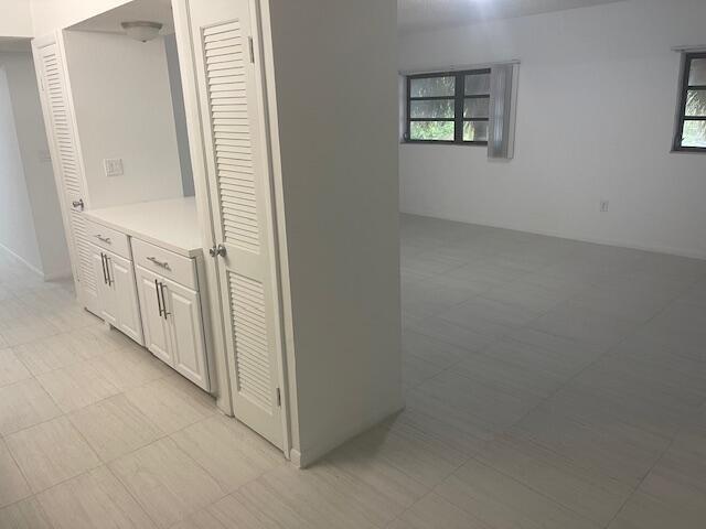 Foto del edificio - 2301 NE 16th St