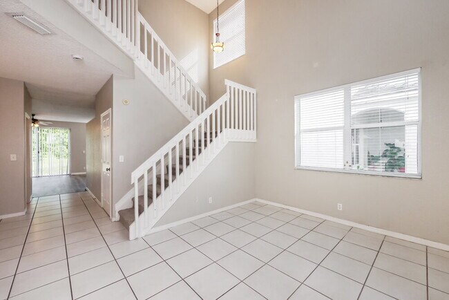 Foto del edificio - 1799 NW 162nd Ave