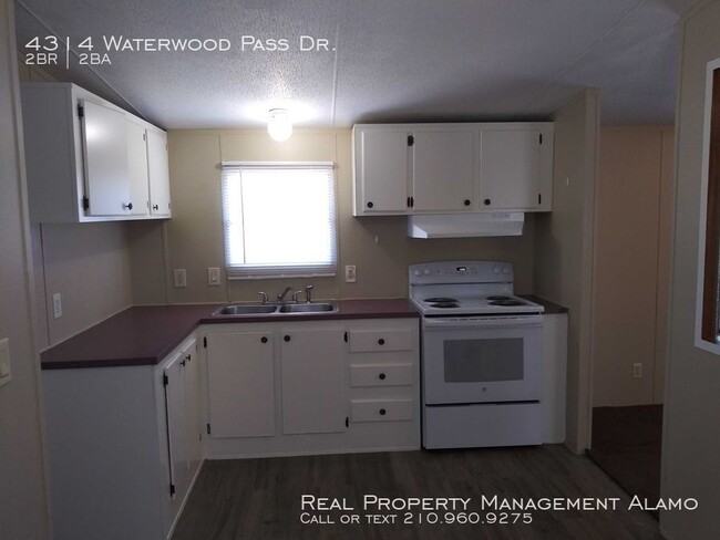 Foto del edificio - 4314 Waterwood Pass Dr