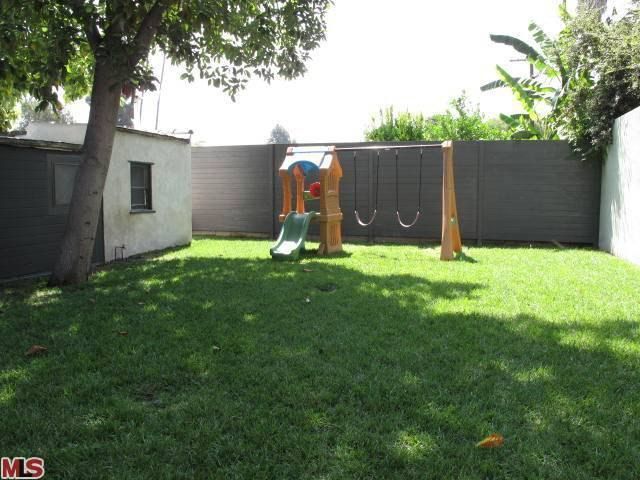 Foto del edificio - 4122 Edenhurst Ave