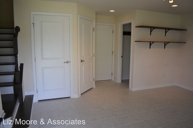 Building Photo - 3 br, 2.5 bath House - 7526 Tealight Way