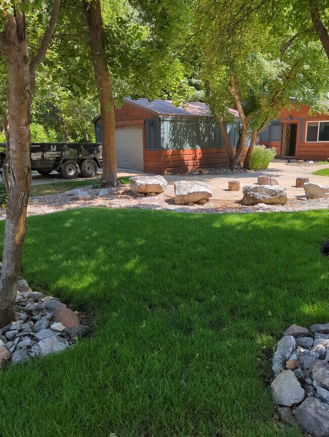 Building Photo - 657 Ogden Canyon Rd