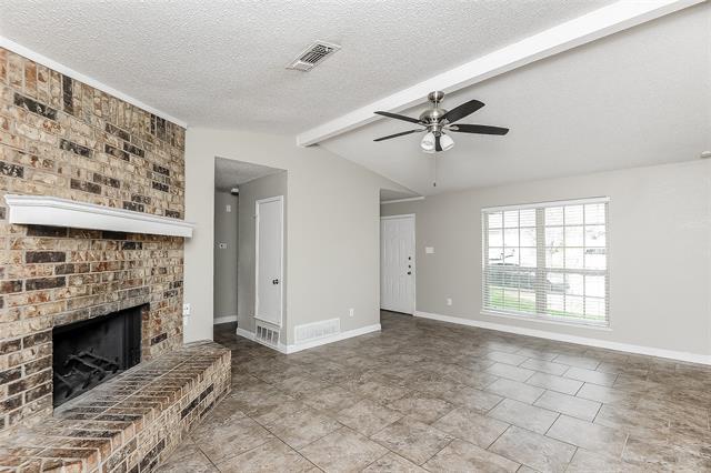 Building Photo - 4002 Westwind Dr