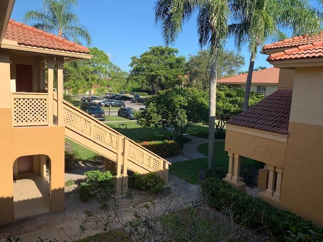 Foto del edificio - 4831 Via Palm Lakes