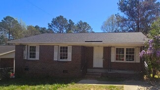 Building Photo - 1104 Slash Pine Ln