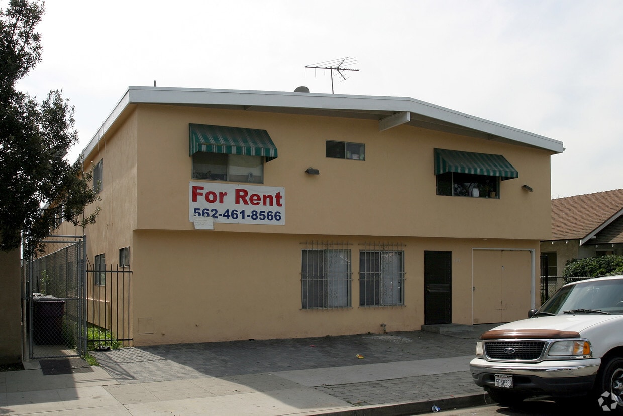 Building Photo - 1314 E 16th St