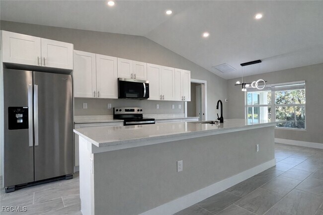 Foto del edificio - 3339 NE 13th Ave