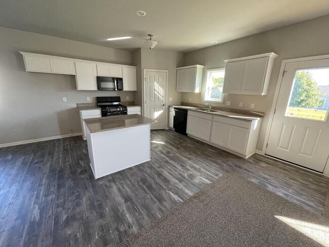 Building Photo - 2270 James Kelly Ln