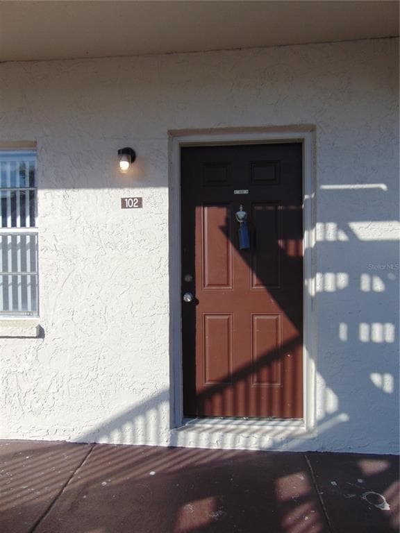 Building Photo - 9119 Tudor Dr