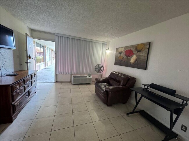 Building Photo - 43420 US-27