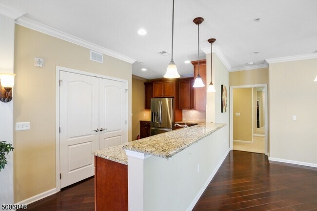 Building Photo - 210 Stone Creek Ct