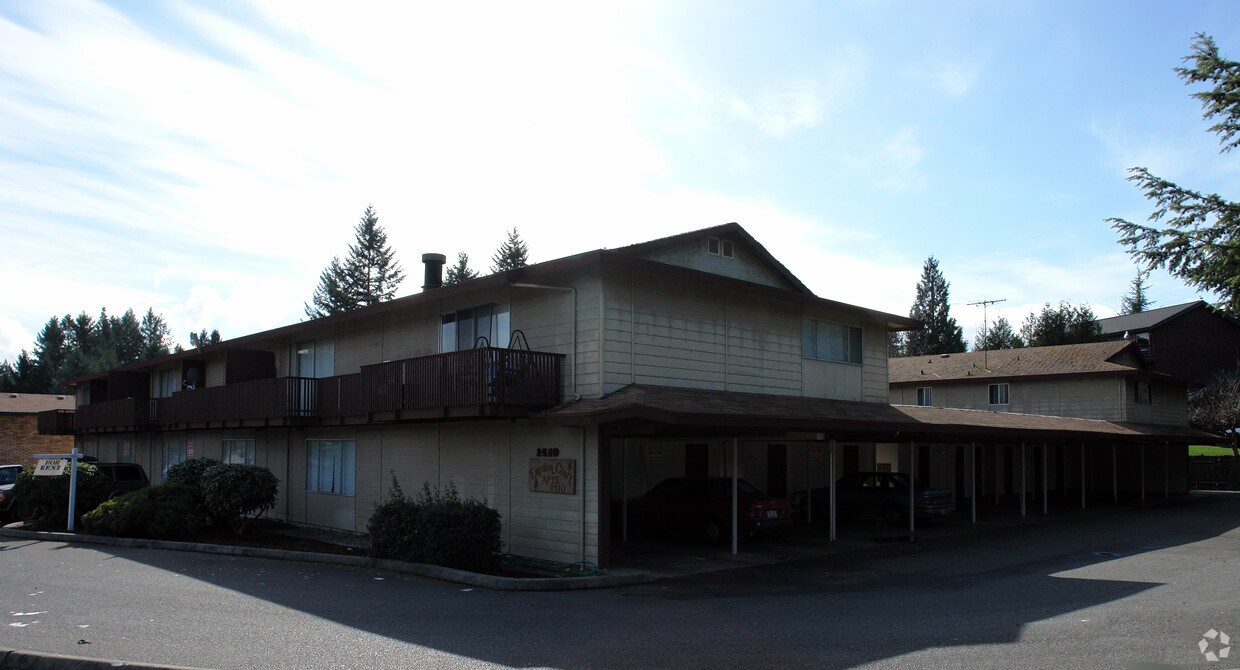 Foto del edificio - 1410 Rainier Dr