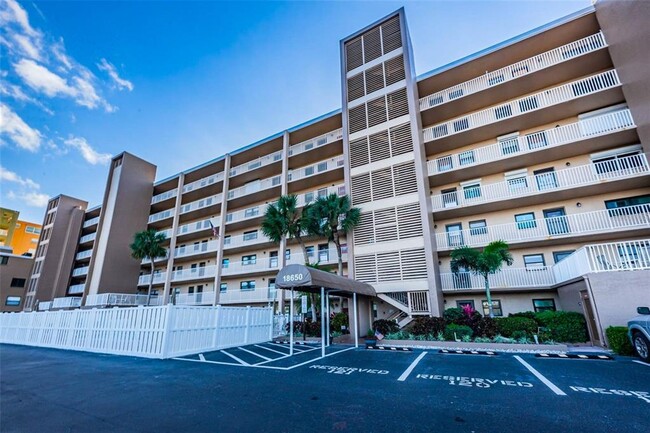 Foto del edificio - 18650 Gulf Blvd