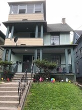 Building Photo - 106 Bellaire Pl