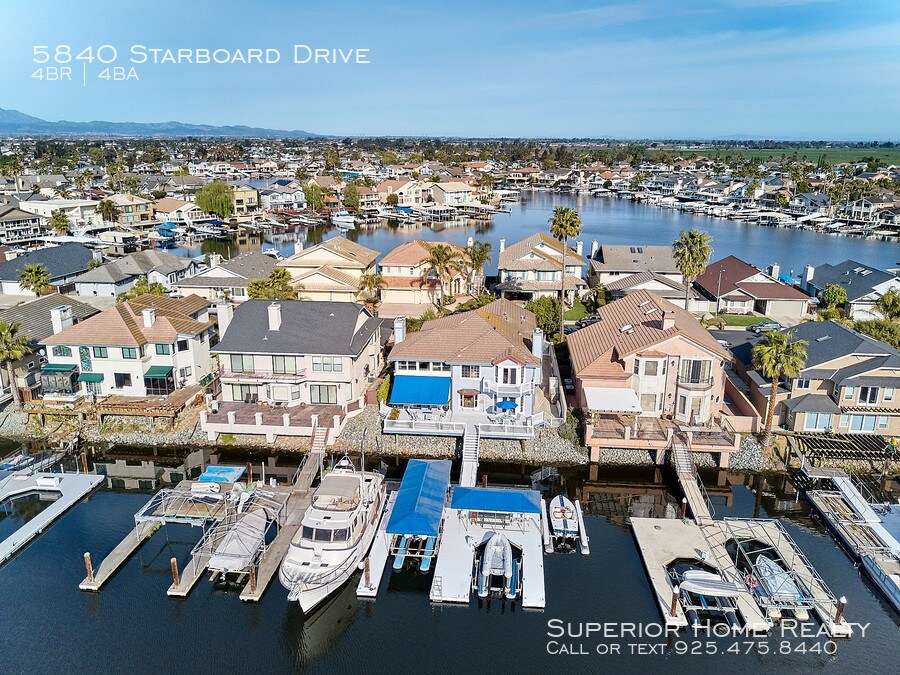 Primary Photo - Deep Dock Waterfront Custom Home