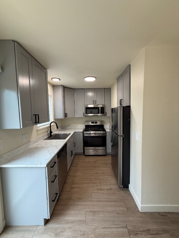 Building Photo - 1618 Banyan Dr
