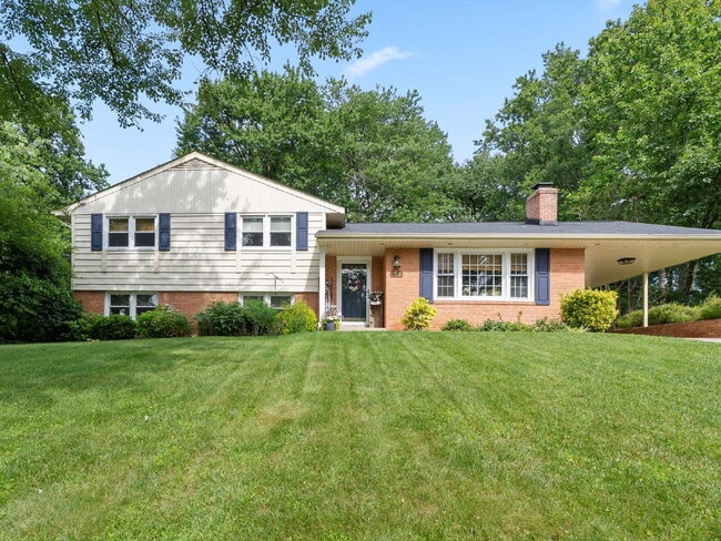 Building Photo - Beautifully Updated Home with Finished Lower Level, Fenced Yard & Exceptional Outdoor Living