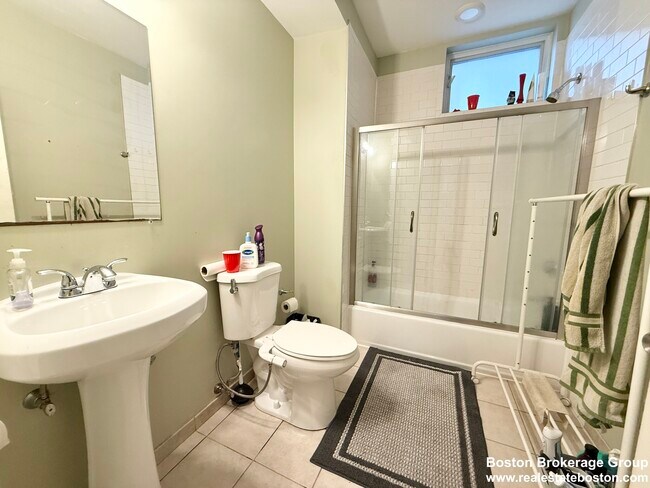 Building Photo - 299 Dudley St