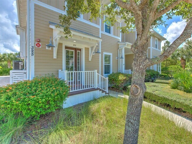 Foto del edificio - 325 Sapphire Lake Dr
