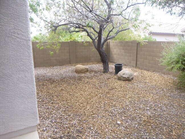 Building Photo - Beautiful 3 bdrm in Anthem at Merrill Ranch